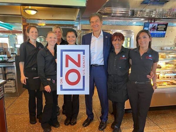 Fact Checking a Viral Photo of Dr. Mehmet Oz
