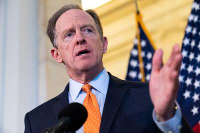 Toomey Will Support Dr. Oz But Stays Mum on Mastriano