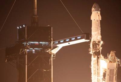 Space Contractors Face Heat