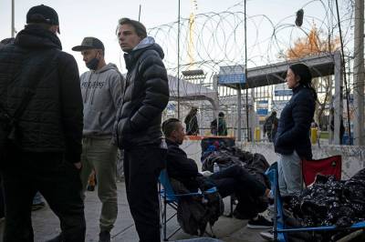 Skilled Workers Are Fleeing Russia. Let’s Welcome Them.