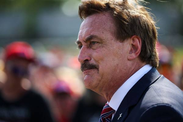 Featured image for post: The Mike Lindell Roadshow Comes to New Hampshire