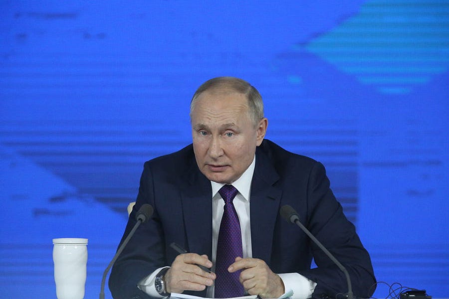 No, Putin Has Not Backed Himself Into a Corner on Ukraine