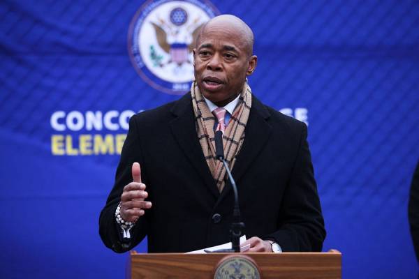 The Morning Dispatch: The School Closure Debate Is Back