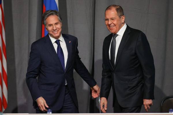 The Morning Dispatch: Can the Biden Administration Deter Russia?