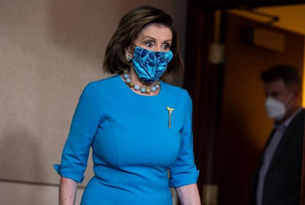 Did Nancy Pelosi Buy a $25 Million Mansion in Florida?