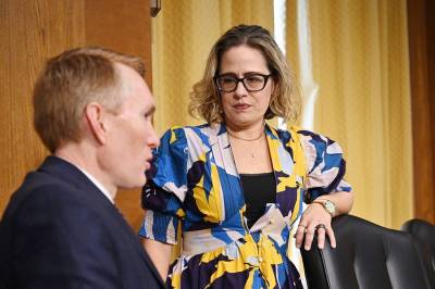Kyrsten Sinema, the Senator of the Exhausted Majority?