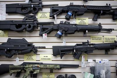 How American Weapons Find Their Way to International Criminal Organizations