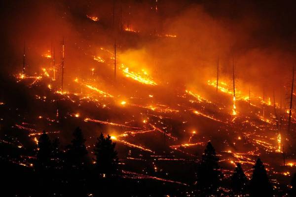 Featured image for post: Wildfire Season Is Upon Us. It’s Going to Be Bad.