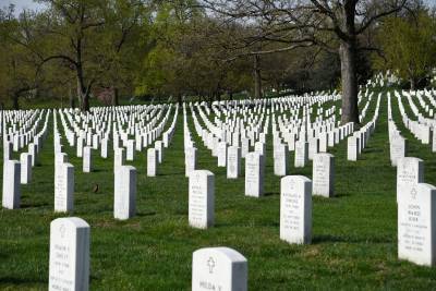 ‘For Love of Country They Accepted Death’