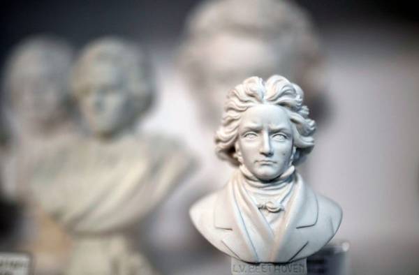 Featured image for post: Why We Need Shakespeare and Beethoven