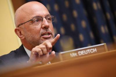 A Bipartisan Effort to Aid the Uyghurs