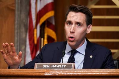 The Morning Dispatch: Hawley Makes His Move
