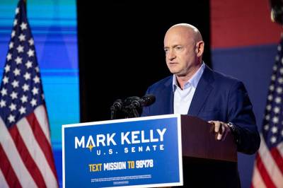 Does the Democrats’ Cash Advantage Matter?