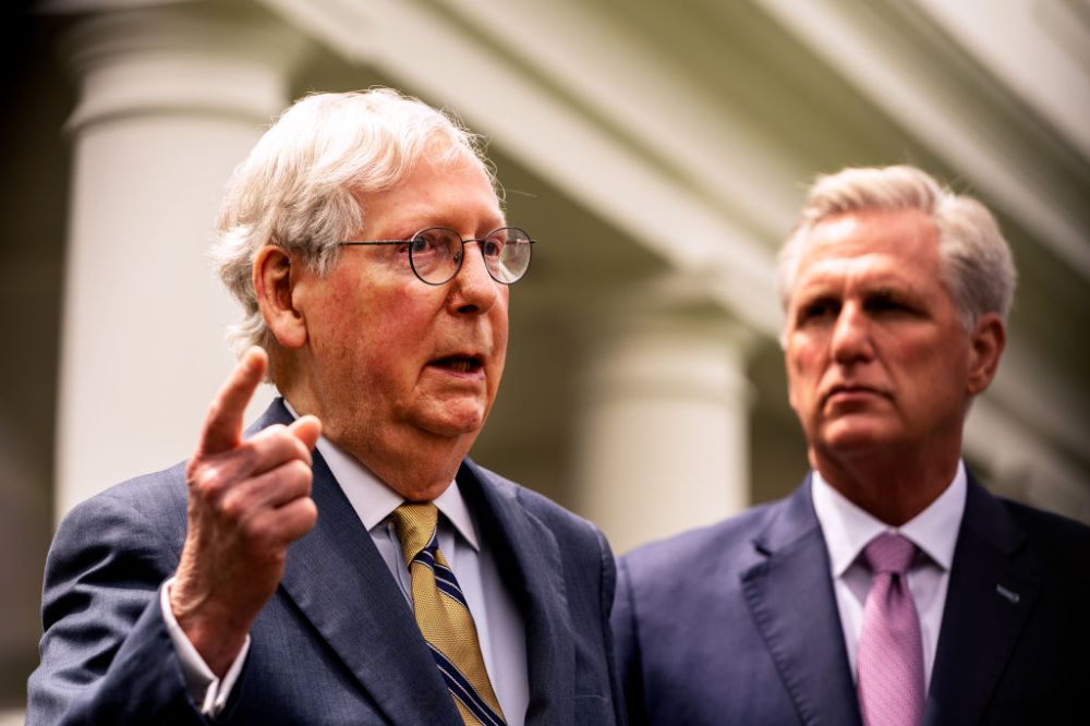 Republican leaders Kevin McCarthy & Mitch McConnell