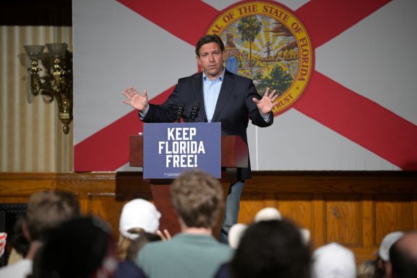 Featured image for post: Fact Check: Did Ron DeSantis Ban Teaching About Slavery In Florida Public Schools?