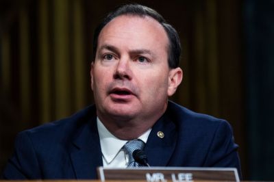 Senate Judiciary Committee Holds Hearing on Covid-19 Risks in Jails