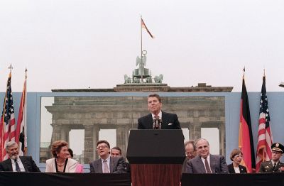 US President Ronald Reagan, commemoratin