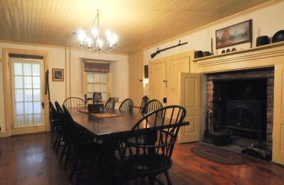 Nancy and Ron Boyer Floor Plans FP  Photo by Bill Uhrich 10/23/2015  Dining room 6diningroom Nancy calls the dining room ÙThe Keeping Room.ˆ In the 18th and early 19th centuries, the keeping room was a multipurpose room just off the kitchen. Warmed b