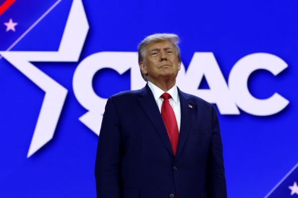 Featured image for post: Trump at CPAC: ‘I Alone Will Never Retreat’