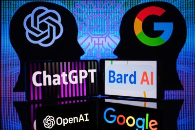 OpenAI ChatGPT – Google Bard  Illustration