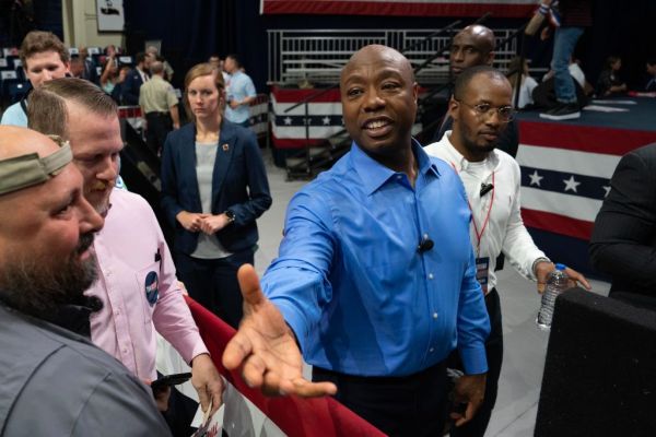 Featured image for post: Does the GOP Deserve Tim Scott?