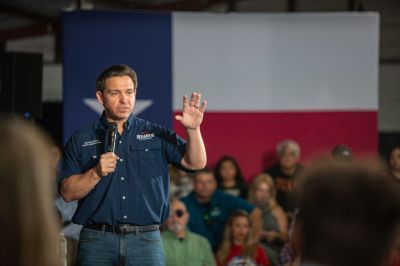 Flordia Governor DeSantis visits border