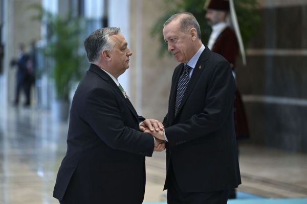 Featured image for post: Turkey and Hungary Continue to Block Sweden’s NATO Bid