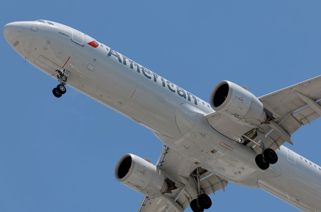American Airlines Pilot Vote To Strike