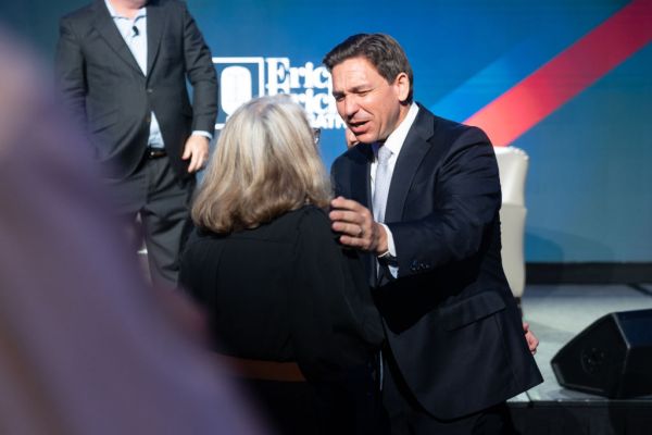 Featured image for post: With Trump Skipping Debates, All Eyes on DeSantis in Milwaukee