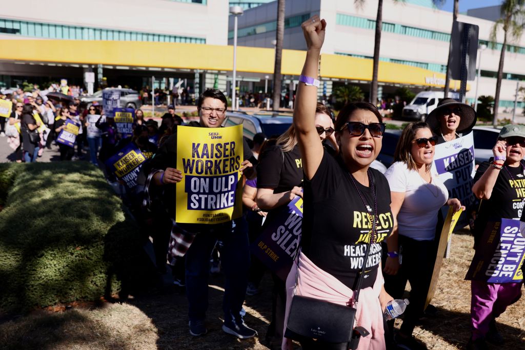 Healthcare workers protest outside a Kaiser Permanente medical center in Baldwin Park, California on Oct. 4, 2023. (Photo by Xinhua via Getty Images)