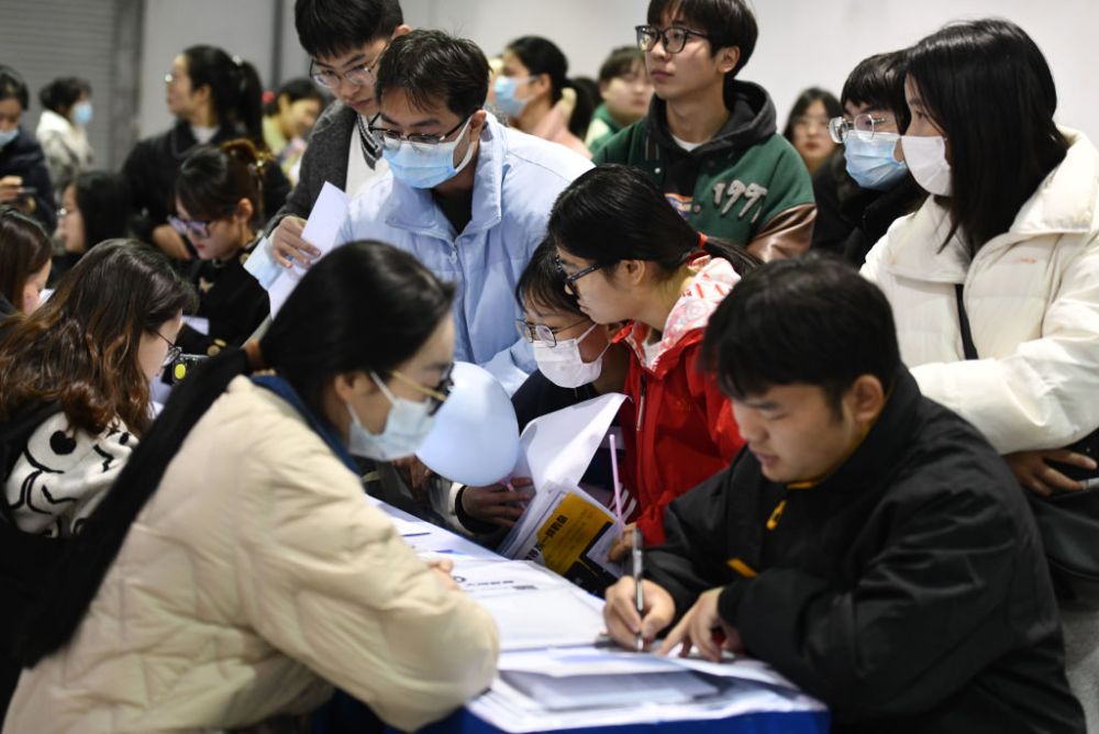 A College Employment Fair in Fuyang