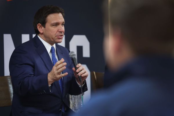 Republican Presidential Candidate Ron DeSantis Campaigns In Iowa