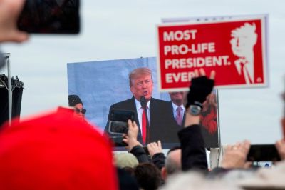 US-politics-abortion-RALLY