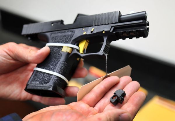 Featured image for post: Yes, ‘Glock Switches’ Can Turn a Firearm Into an Automatic Weapon