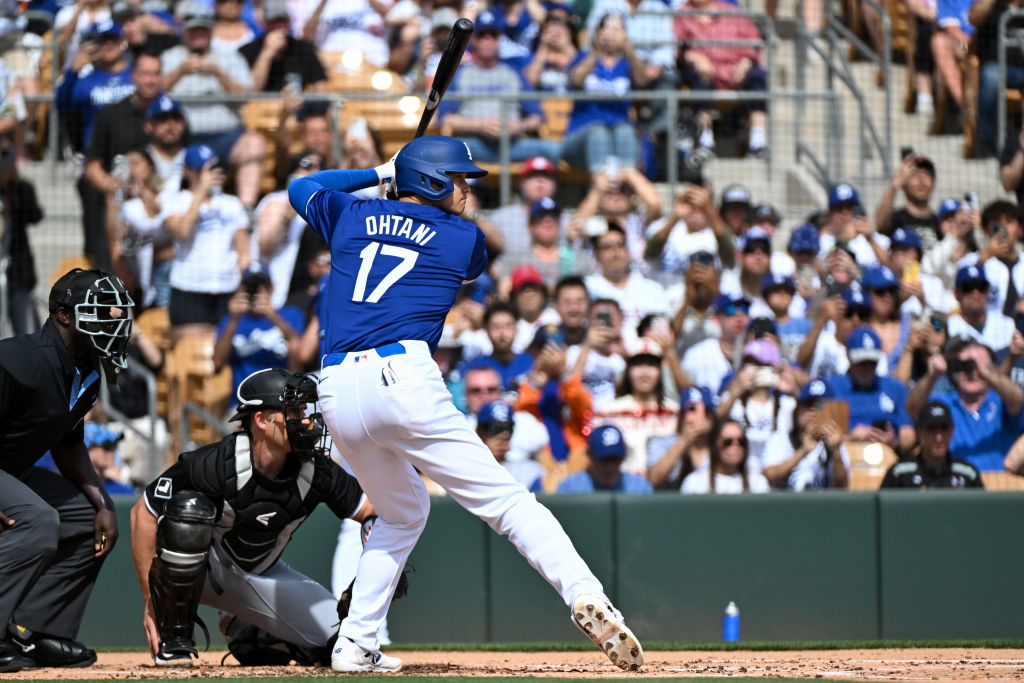 Chicago White Sox v Los Angeles Dodgers