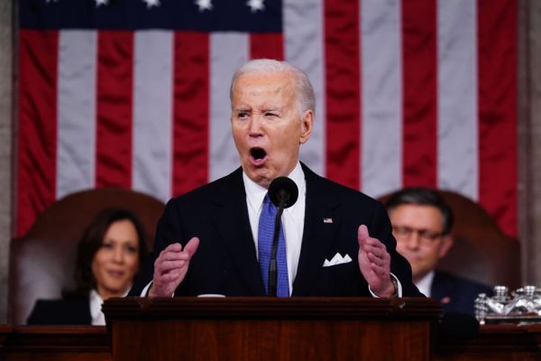 Featured image for post: SOTU Antics Are a Bipartisan Failure