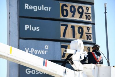 US-GAS PRICES-MARKETS-WORLD