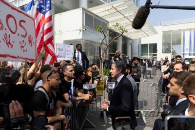 Families Of Hostages Protest Outside US Sec. Of State’s Hotel In Tel Aviv