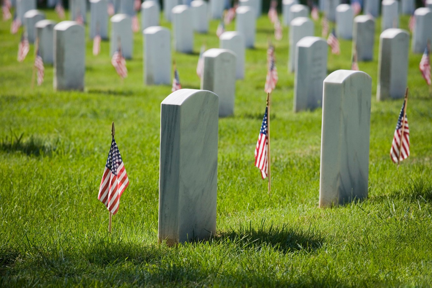 Arlington National Cemetery in Washington, D.C. (via Getty Images)