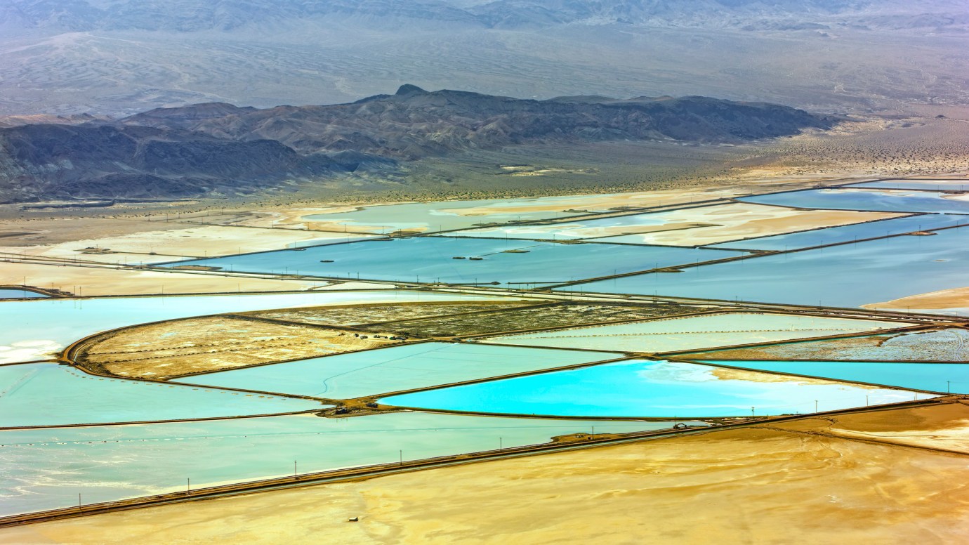 Aerial view of the lithium mine in Silver Peak, Nevada. (Via Getty Images.)