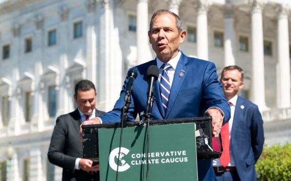Featured image for post: Conservative Environmentalists Hope to Help Reshape the GOP