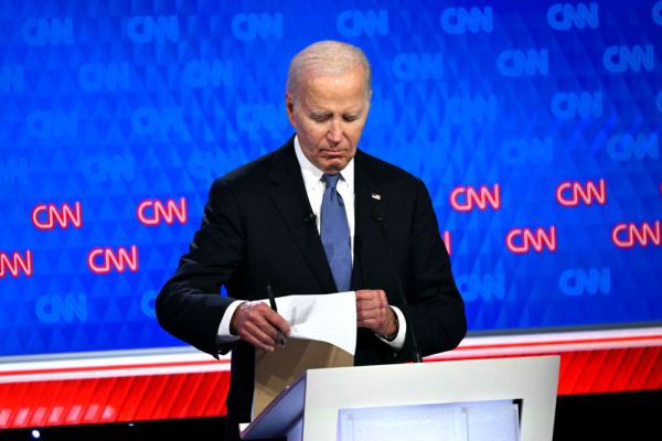 Featured image for post: No, President Biden Didn’t Bring Pre-Written Notes to the Debate