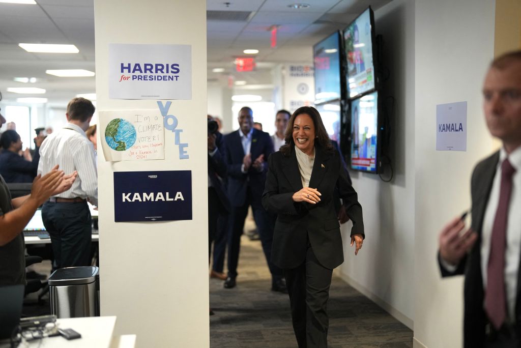 US-POLITICS-VOTE-HARRIS