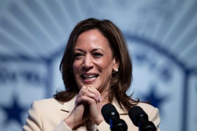 TOPSHOT-US-VOTE-POLITICS-HARRIS