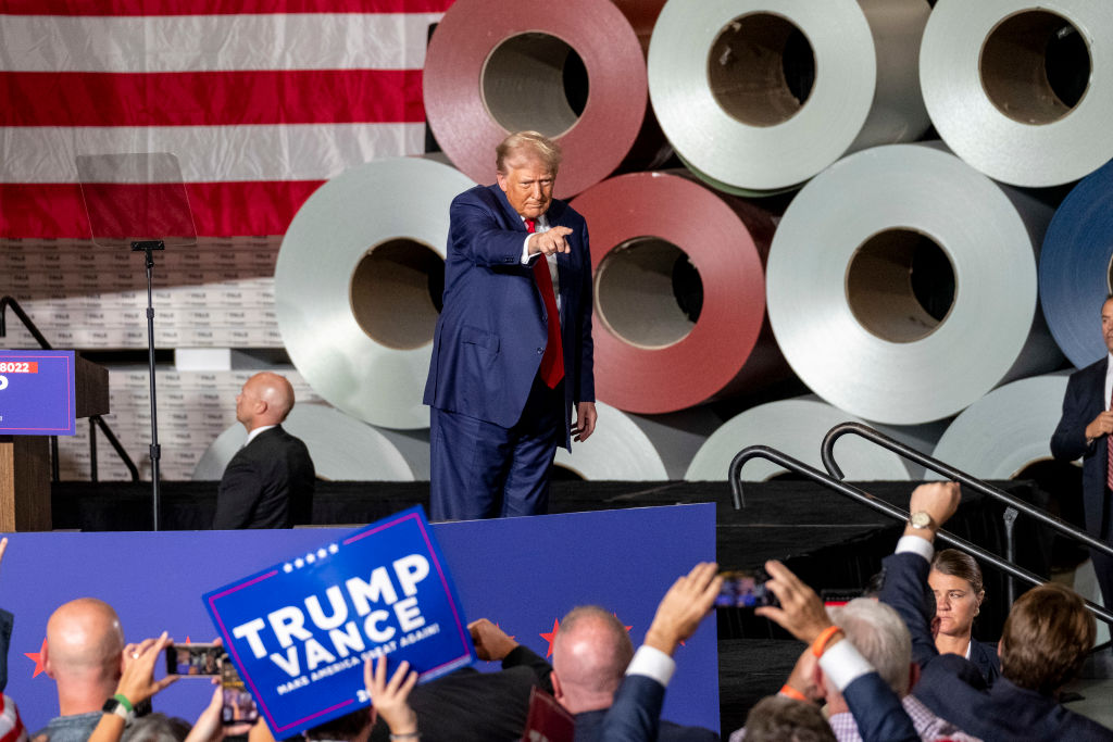 Trump speaks in Walker, Michigan