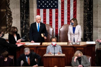 TOPSHOT-US-VOTE-POLITICS