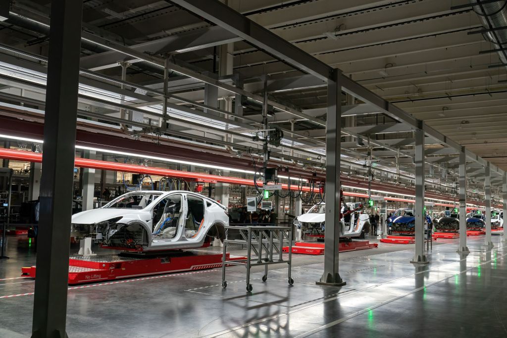 US-AUTOMOBILE-INDUSTRY-TESLA-ECONOMY