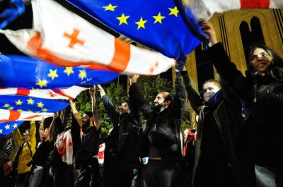Police Crack Down On Georgians Protesting “Kremlin-Influenced” Parliamentary Bill