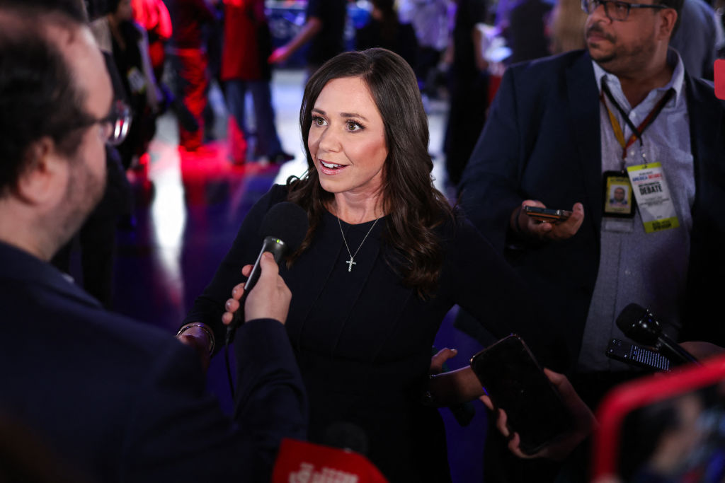 US-VOTE-POLITICS-DEBATE-VANCE-WALZ