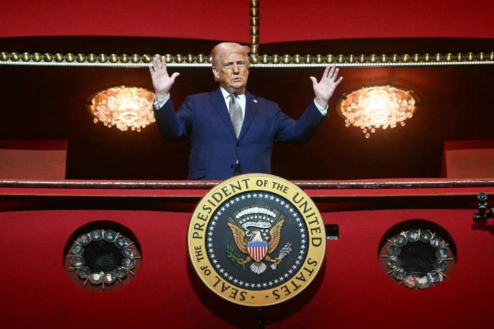 TOPSHOT-US-POLITICS-TRUMP-CULTURE